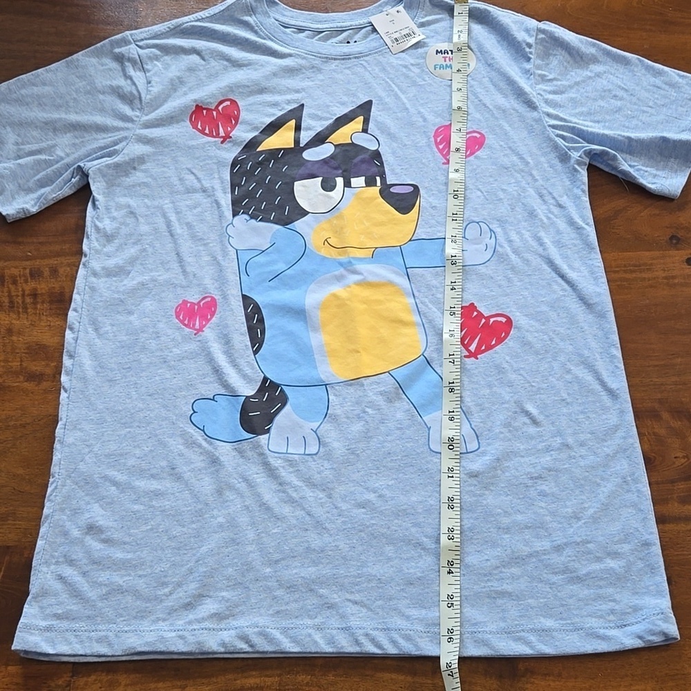 NWT Bluey  Light Blue Heather Short Sleeve Graphic T-Shirt Women's Size Small - Picture 5 of 6